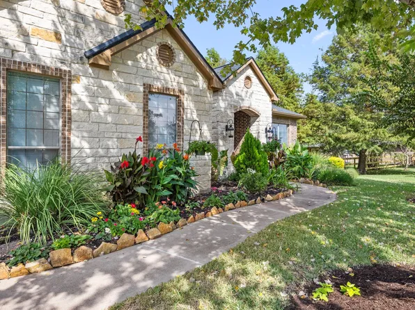 33218 Worthing Ln, Weston Lakes, TX 77441