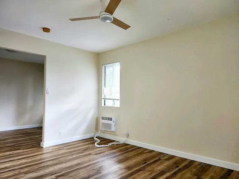 91-210 Mikiala Pl — Photo 15