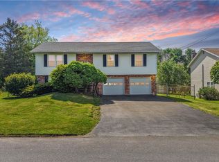 514 Woodburne Dr, Utica, NY 13502