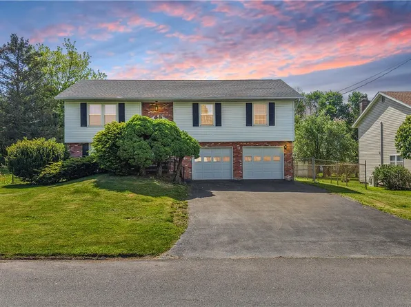 514 Woodburne Dr, Utica, NY 13502