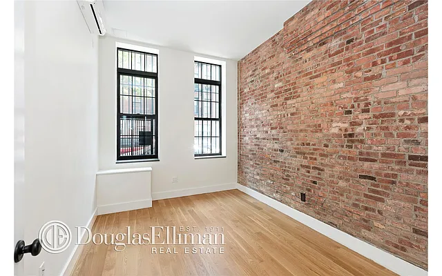 Rented by Douglas Elliman | media 32