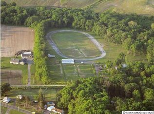 402 Jacobstwn Cookstwn Rd, Wrightstown, NJ 08562