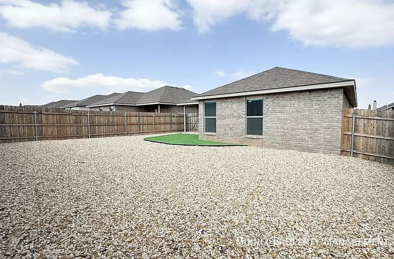 3219 Abbeville Ave — Photo 29