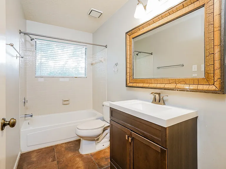 7715 Springville Dr — Photo 16