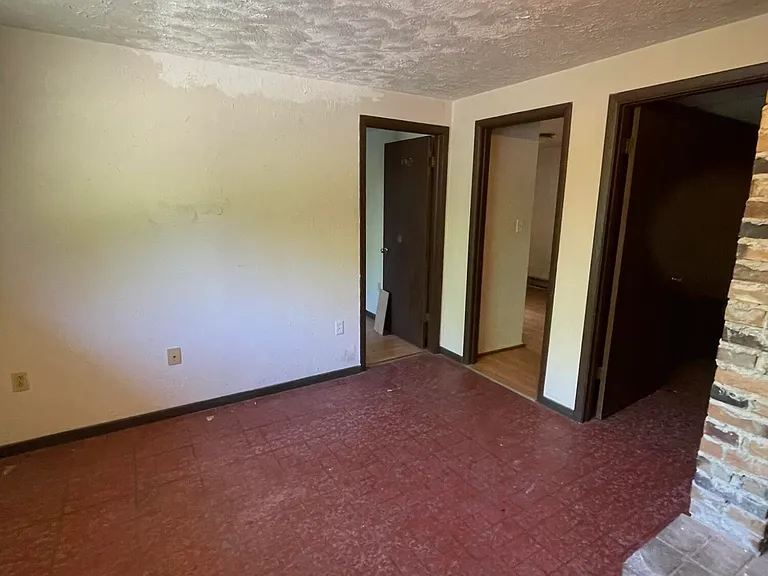 639 E Joseph Rd — Photo 12