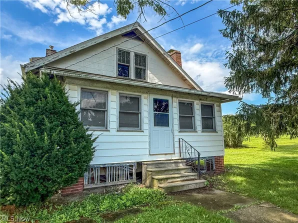 10595 Forty Corners Rd NW, Massillon, OH 44647