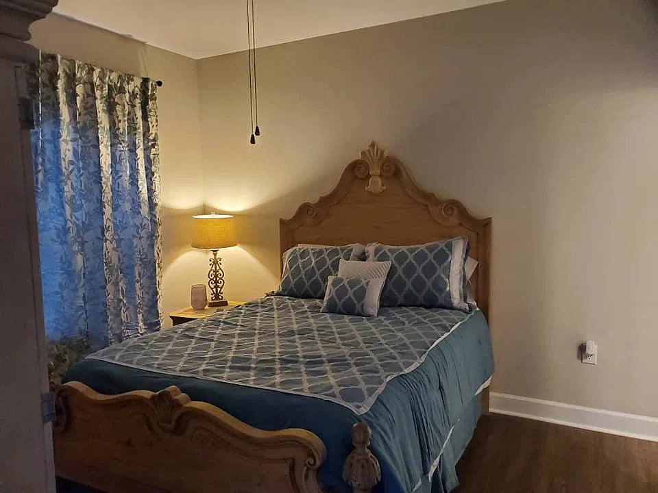 9060 Meadow Vista Rd — Photo 2