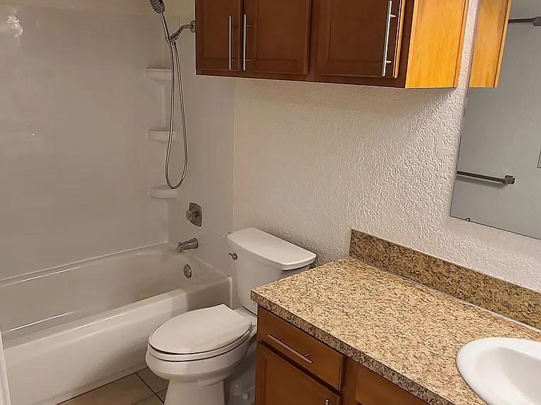 404 Railroad Ave #12 — Photo 10