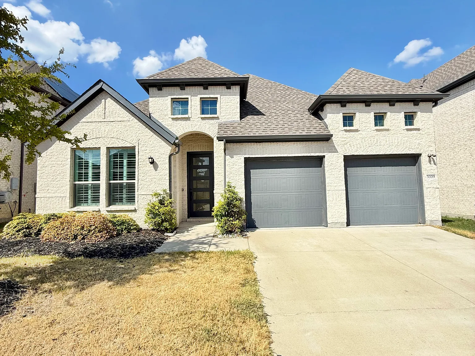 4 bed, 2951 sqft, $3,650 — Photo 1