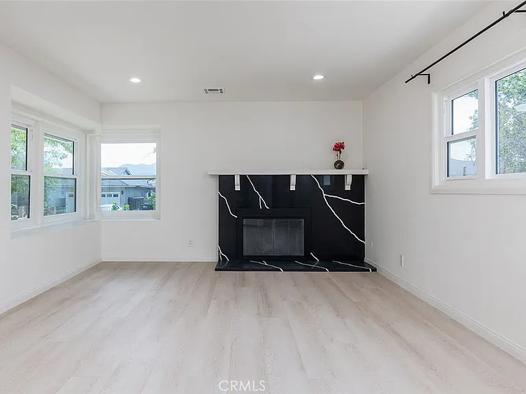 3511 Paraiso Way — Photo 7