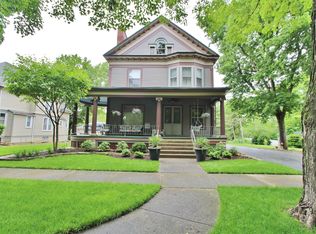 532 Calhoun St, Morris, IL 60450