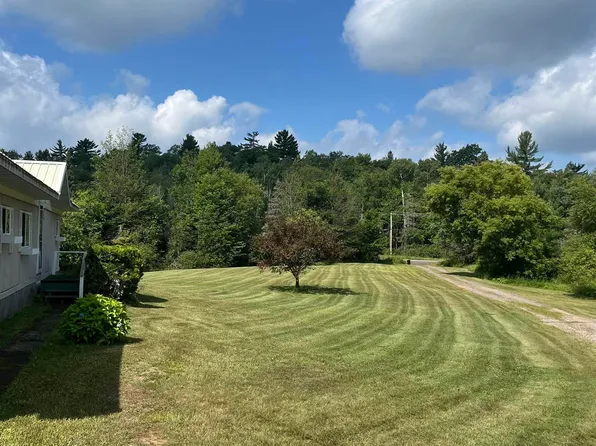 2354 Deer Lake Rd, Ishpeming, MI 49849