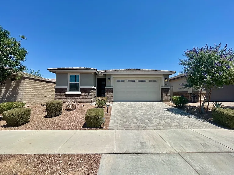 19684 W Exeter Blvd — Photo 27