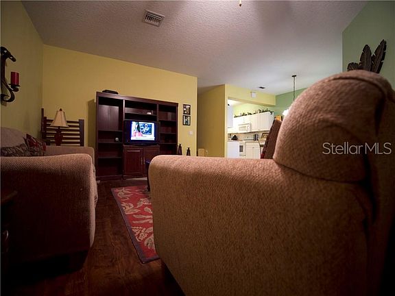 4th image of 3580 Home Town Ln