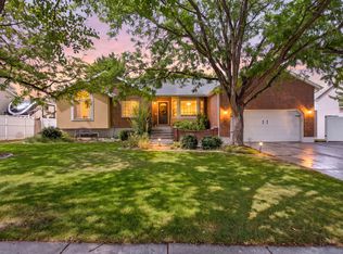 2986 W Southpointe Rd, South Jordan, UT 84095