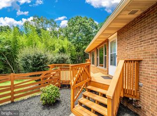 2902 Greenhill Ct, Ijamsville, MD 21754