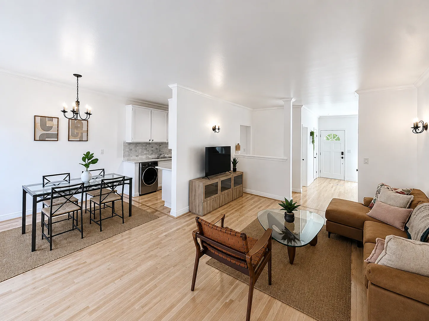 3 bed, 2.5 bath, 1700 sqft, $6,300 — Photo 3