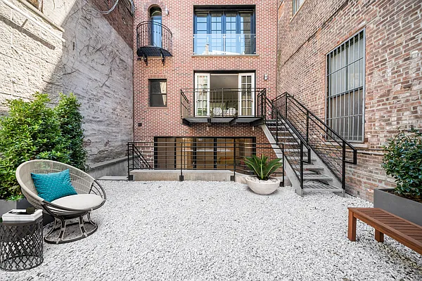 Rented by Douglas Elliman | media 18