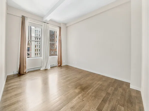 11 East 36th Street image 6 of 8