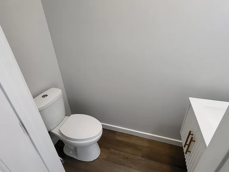 515 N Oxford St #A — Photo 14