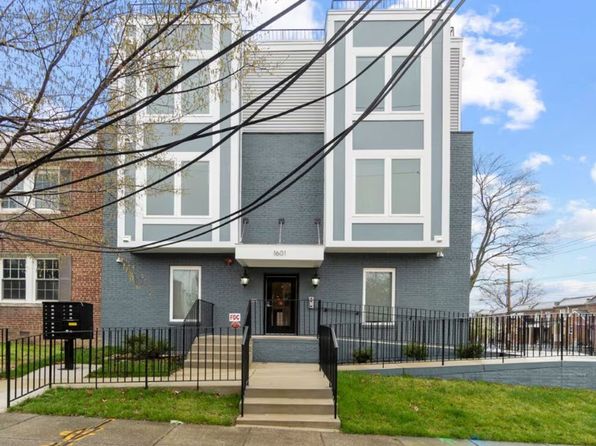 1601 17th St SE UNIT 103