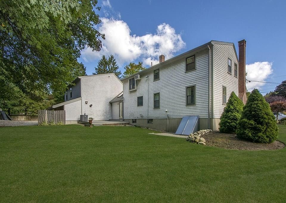 11 Hillside Dr, Cohasset, MA 02025 | Zillow