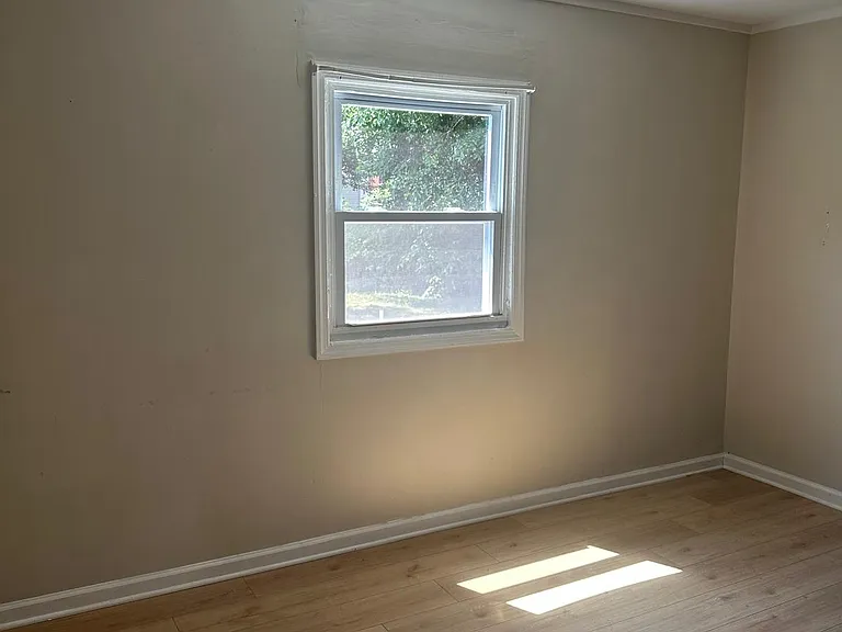 155 Fisher Ave — Photo 5