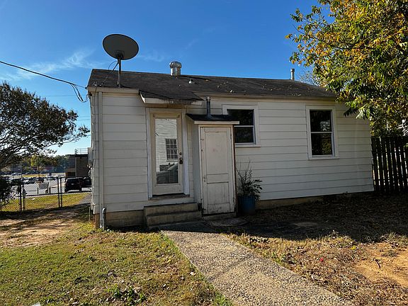 2nd image of 4501 Gum St