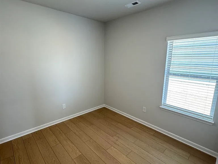 22733 Dashwood Ln — Photo 16