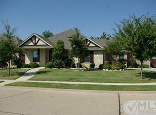 1109 Willow Crest Dr, Midlothian, TX 76065