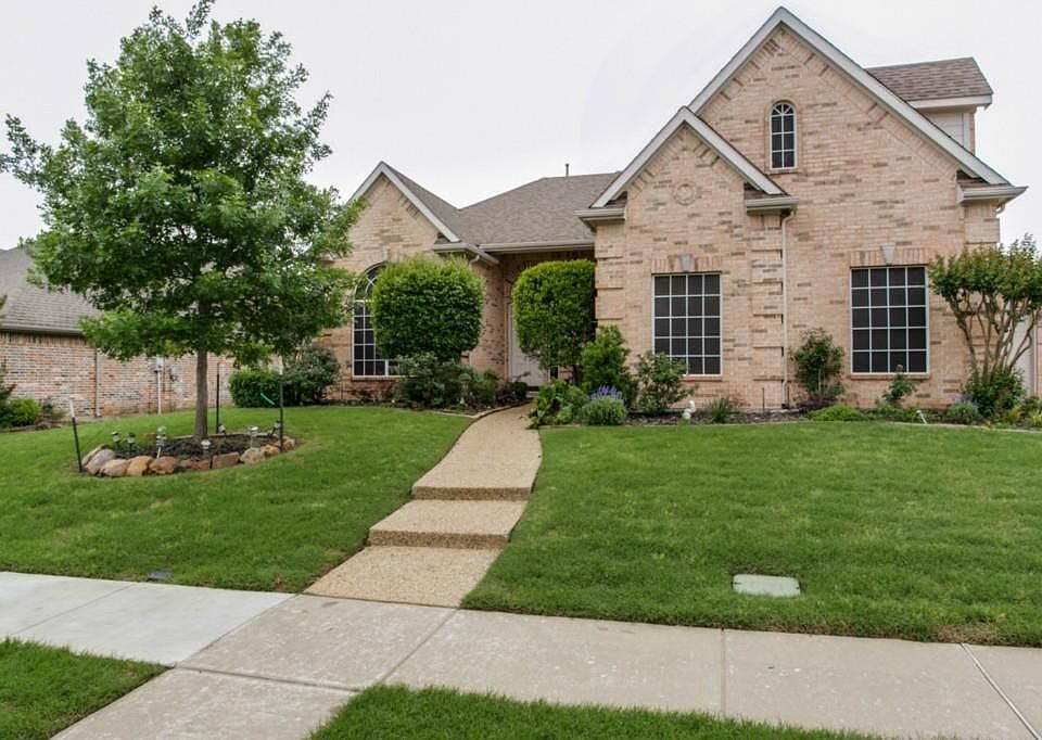 1st image of 1712 Watersedge Dr