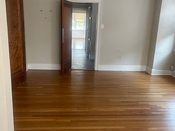 2nd image of 3920 Wilmington Ave APT 2W