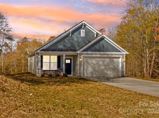128 Slate Dr, Statesville, NC 28625