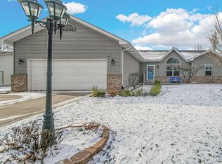 7401 Belplane Ct, Portage, IN 46368