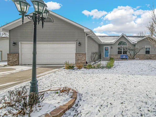 7401 Belplane Ct, Portage, IN 46368