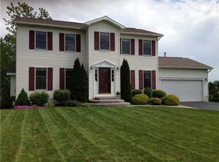 711 Chestnut Ridge Rd, Rochester, NY 14624