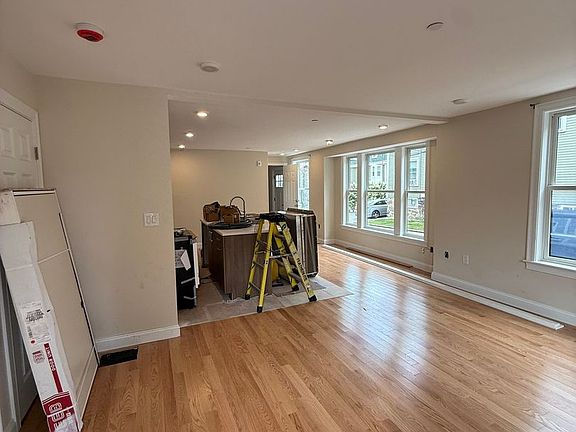 3rd image of 64 Ashford St #2