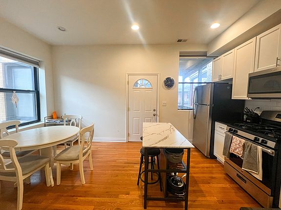 4th image of 710-16 W Buckingham Pl #7103
