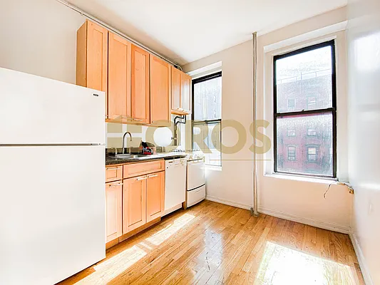 Rented by City Connections Realty | media 24