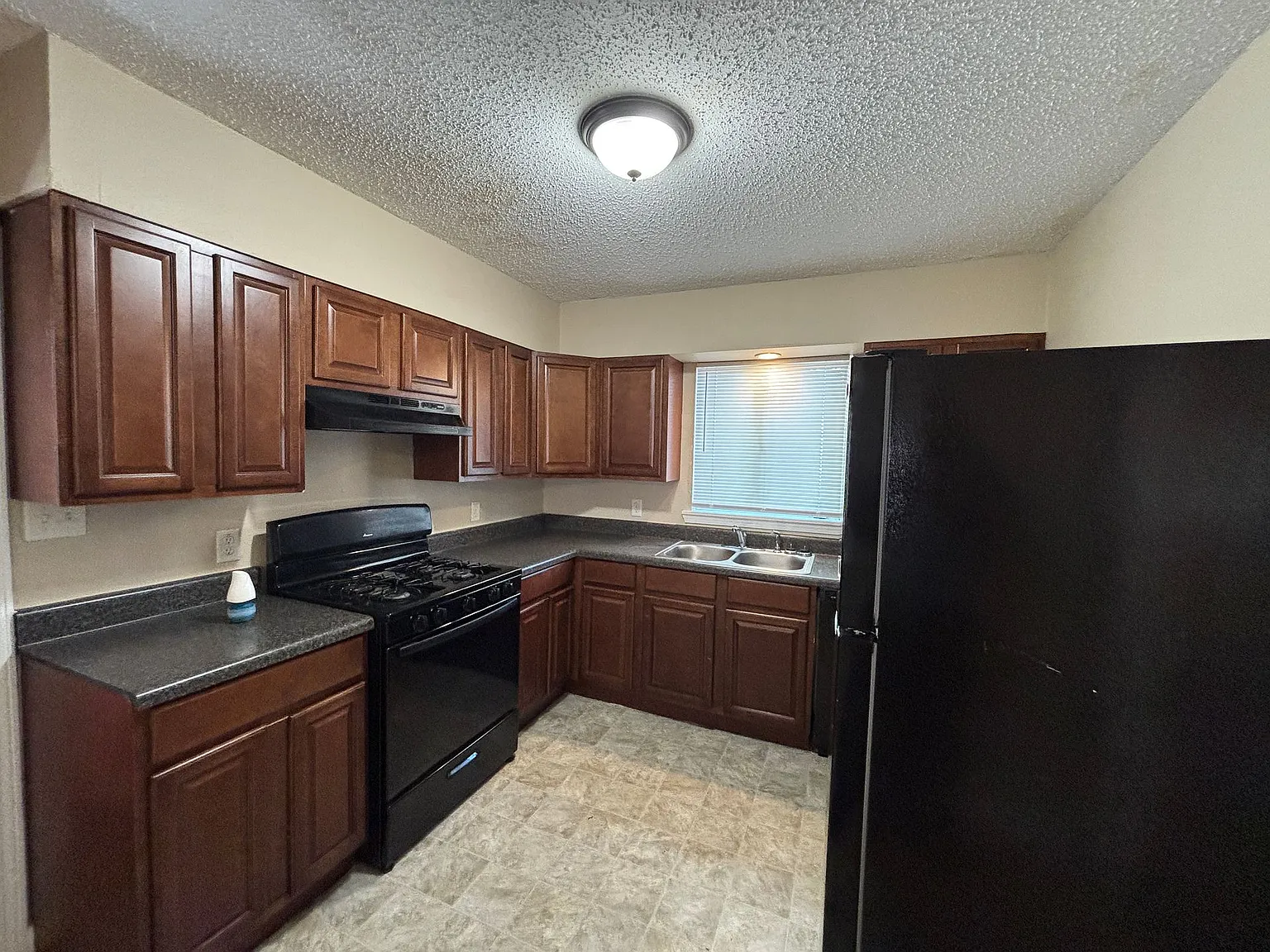 33 Purdue Cir — Photo 3
