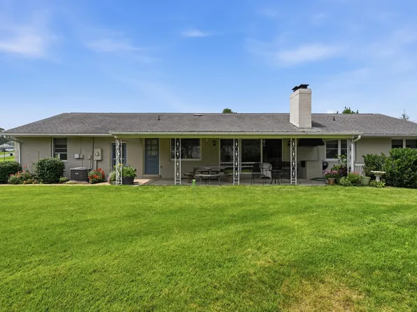 203 Palmyra Rd, Edinburg, VA 22824
