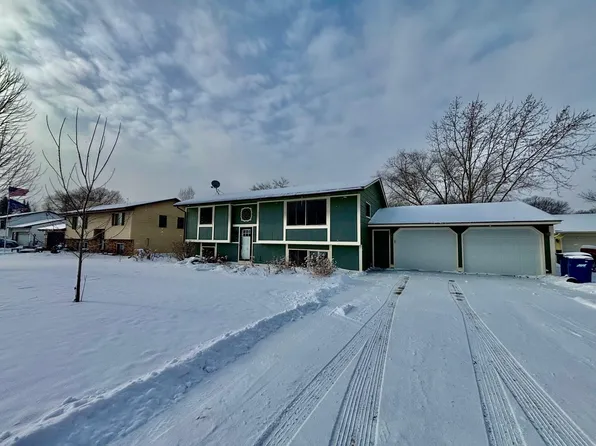 12941 Saratoga Ln N, Champlin, MN 55316