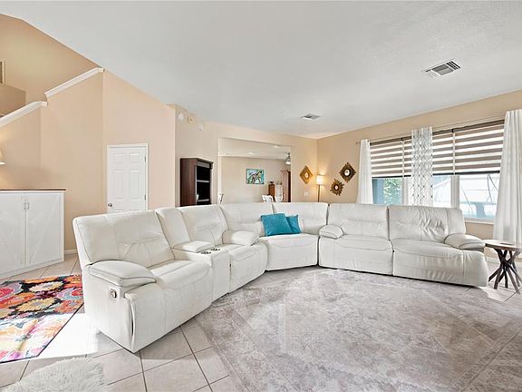 3rd image of 3970 SW 51ST TERRACE