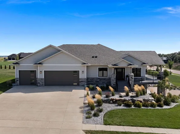 5601 E Chandler Dr, Sioux Falls, SD 57110