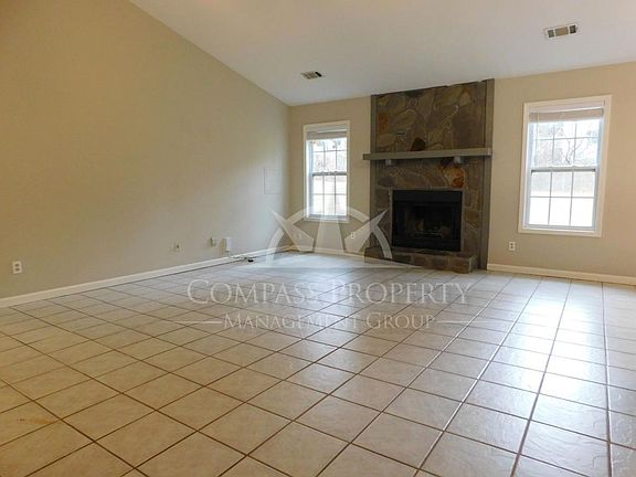 5th image of 1407 River Landing Way