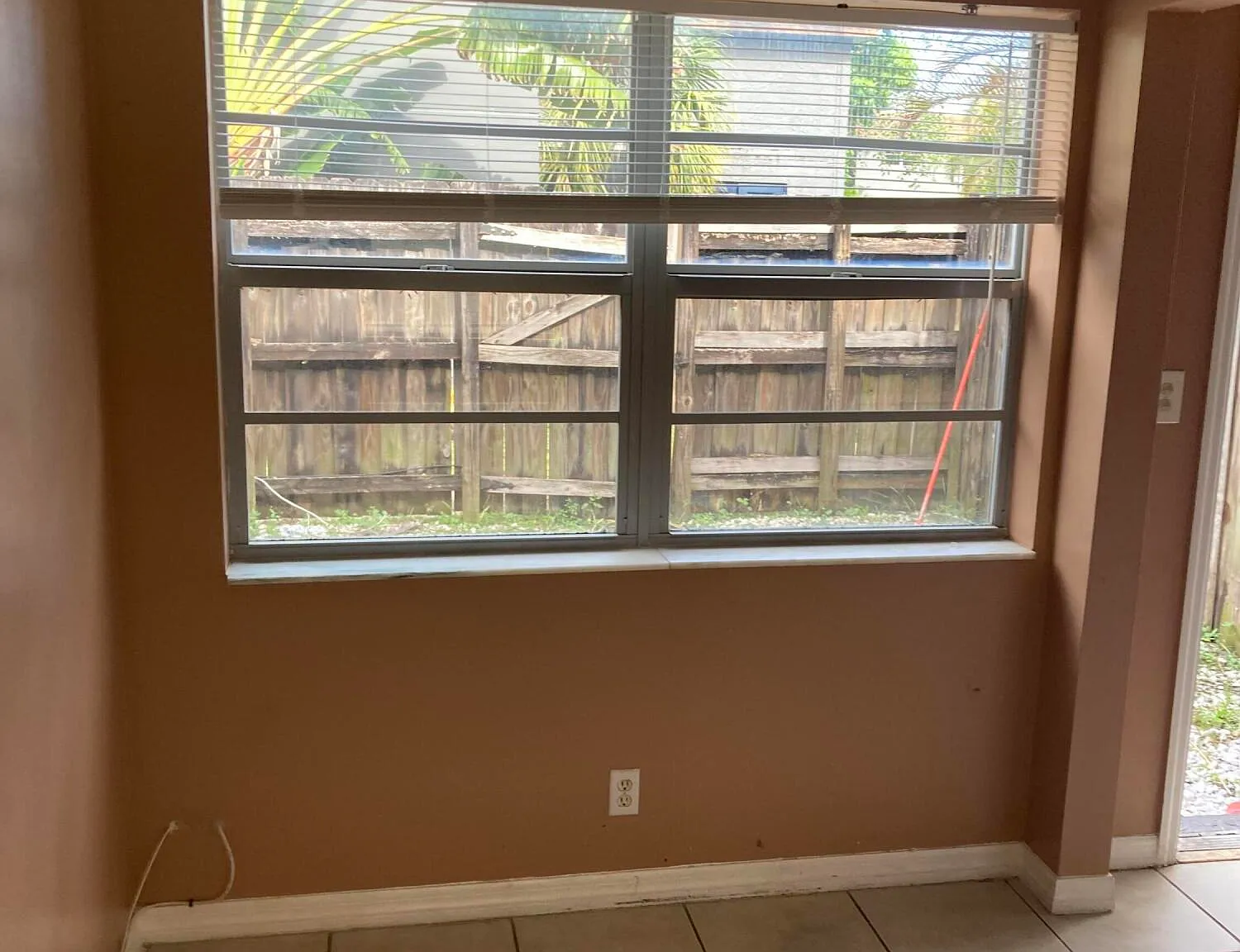 2 bed, 1.5 bath, 938 sqft, $1,900 — Photo 4