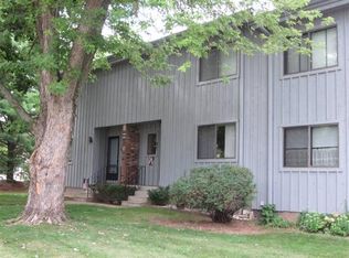 27 Webster Ct, Newington, CT 06111