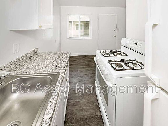 5th image of 1875 Powell St Unit 3
