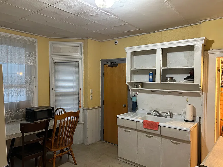 68 Mechanic St #1 — Photo 1