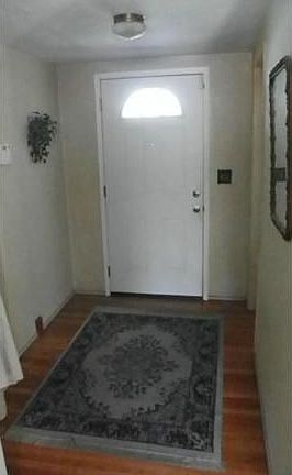 3rd image of 312 E Cypress St